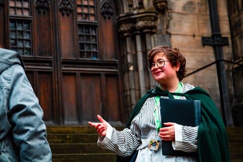 History and Mystery in Edinburgh Old Town Private Tour in French