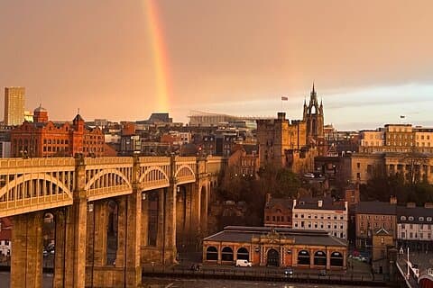 Newcastle Upon Tyne Quayside Pub Tour With Free Drinks!
