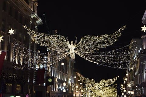 London Christmas Lights Walking Tour