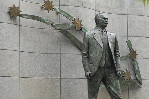 1916 Easter Rising Private Walking Tour with Expert Local Guide