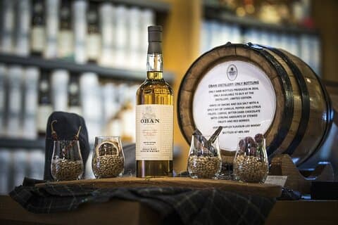 Whisky tour Oban Glencoe Lochs Castles Private Tour from Glasgow