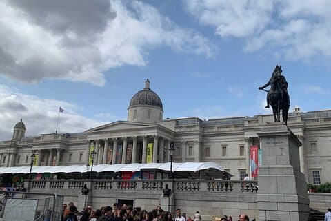 London Covent Garden Self-Guided Walking Tour and Scavenger Hunt