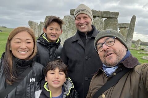 Stonehenge Private Car Tour with Chauffeur and Guide