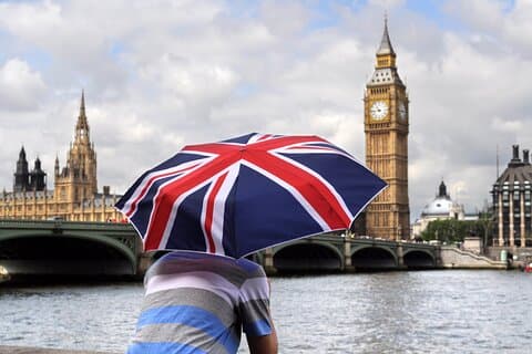 Explore London Freely – Self-Guided Tour with Mobile App