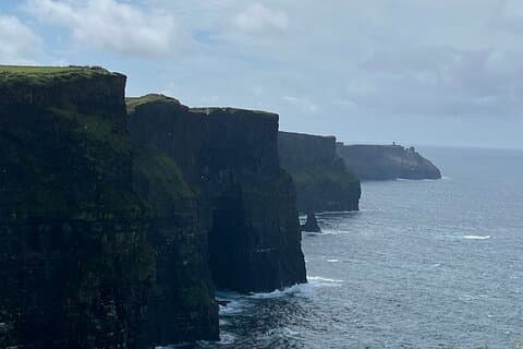 Private Cork City to Dublin Taxi Transfer via Rock of Cashel