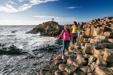 Giant’s Causeway Private Driving Tour with Hometown Tours Belfast