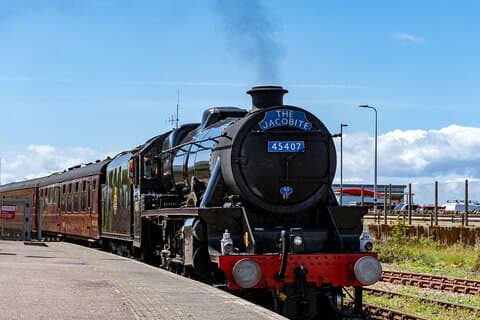 3 Day Isle of Skye, 'Hogwarts Express' Train and Highlands Tour