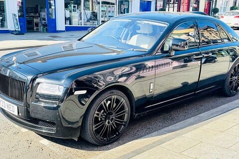 Explore Northern Ireland in Style: Rolls-Royce