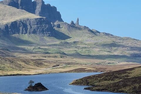 Isle of Skye and Eilean Donan Castle Day Tour from Inverness