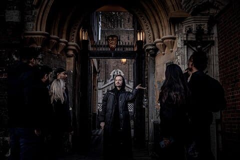 London Ghost Walking Tour: Discover Haunted Secrets at Night
