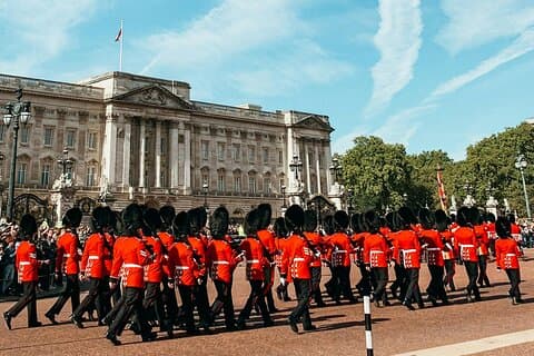 Private Royal Walk of London with a Local Expert