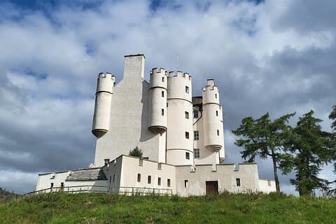 A Day in Aberdeenshire Royal Deeside-Private Tour from Inverness