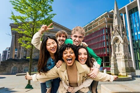 Birmingham Self Guided Treasure Hunt & Outdoor Exploration Game