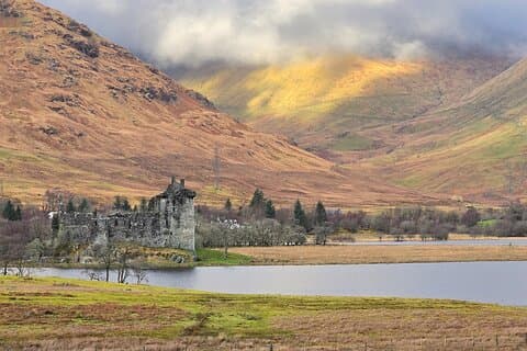 Mini Highlands Tour: Discover Castles, Lochs and Mountain Glens