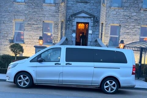 Private Transportation between Edinburgh x London Brazilian Driver