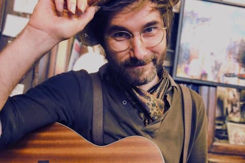 The Poetry Stroll: A Dublin Walking Tour, Guided by Song
