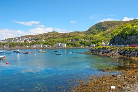 Highland Day Trip from Edinburgh Glenfinnan Viaduct and Mallaig