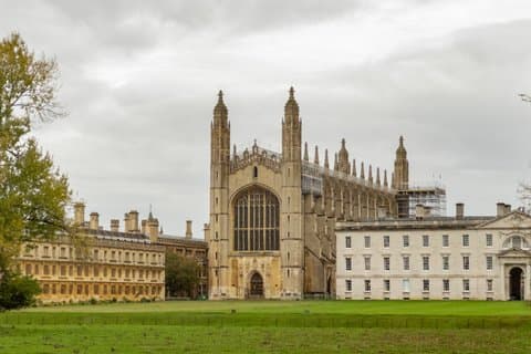 Mandarin: Cambridge Alumni Walking Tour and King College Entry