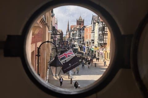 Chester and Port Sunlight Day Tour from Liverpool