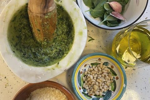 London: Cook an Italian feast - Pasta and Pesto with Crostata