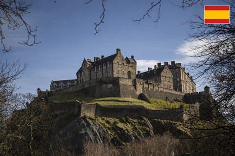 Edinburgh Castle Tour and Royal Mile in Spanish