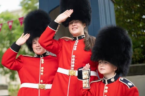 Guards Museum Ceremonial Tour with Uniforms Experience