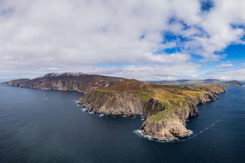 Derry and Donegal Full Day Luxury Minivan Tour