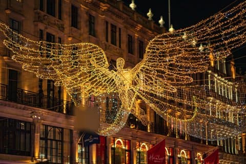 London Christmas Market and History 3 Hour Walking Tour
