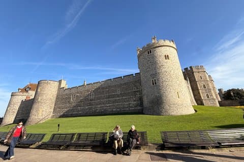 Private Windsor Castle & Stonehenge Day Tour from London