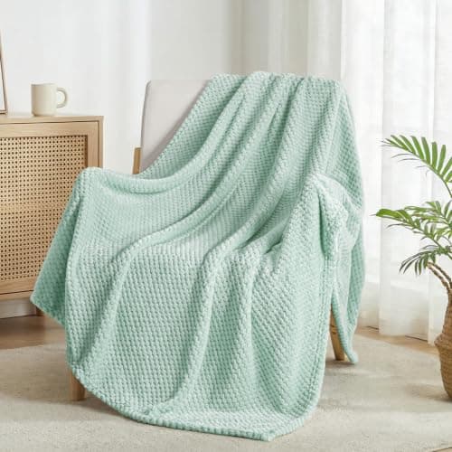 Exclusivo Mezcla Large Waffle Fleece Throw Blanket for Sofa, 127x178 CM
