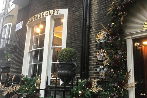 Sir Winston Churchill Private Walking Tour & War Rooms