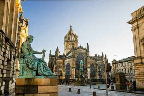 Curious Tales of the Royal Mile - Private Walking Tour