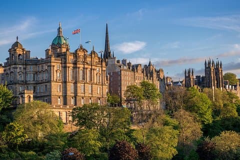 Edinburgh, Loch Ness, The Highlands from London - 3 Day Rail Tour