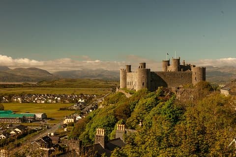 5-Day Discover Wales Small-Group Tour from London