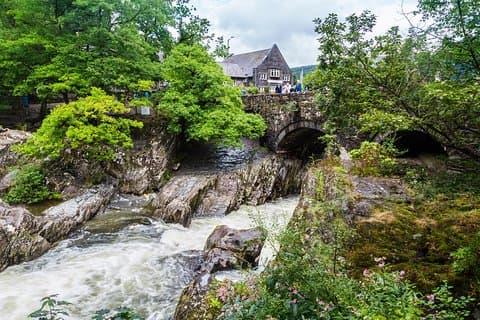 Snowdonia & Chester Day Tour from Manchester Including Admission