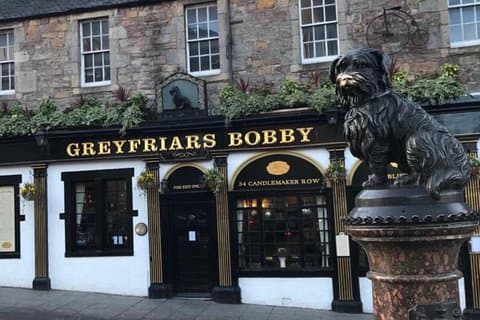 Private City Tour in Edinburgh Brazilian Guide