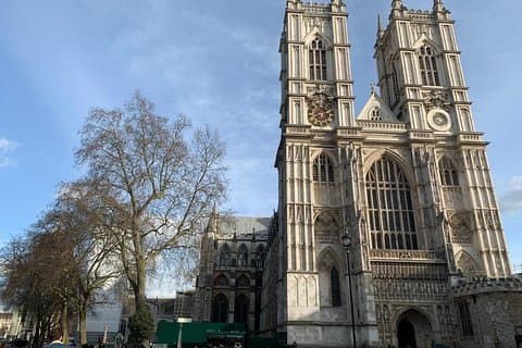 Kid-Friendly London Westminster Abbey Private Tour and Sightseeing Walk