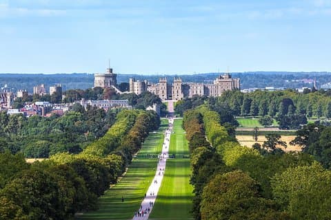 London: Royal London & Windsor Castle by Train Tour