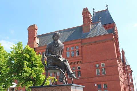 Cardiff Private Day Tour Cardiff Castle, St Fagans, & Cardiff Bay