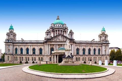 Belfast City History and Titanic birthplace private tour