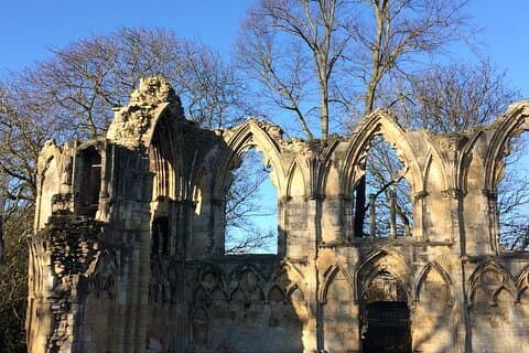 J & M York City Walking Tours
