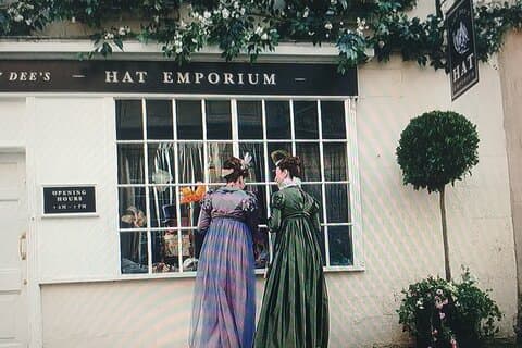 Bridgerton Walking Tour of Filming Locations & Storylines - Bath