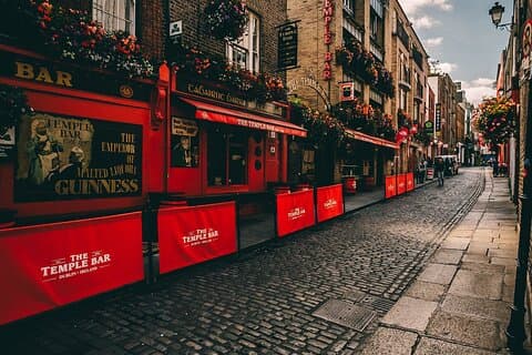 Interactive Treasure Hunt of Dublin's Secrets