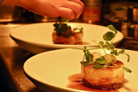 Private Food Tour of Edinburgh with Haggis, Scotch & More