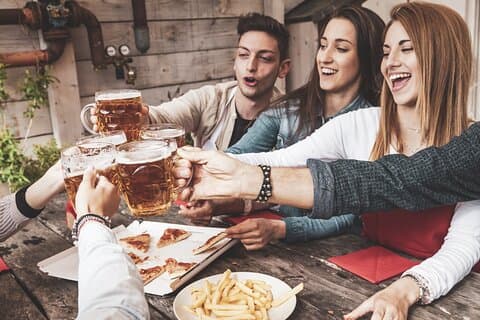 Private Beer and Food Tasting Tour in London City Center