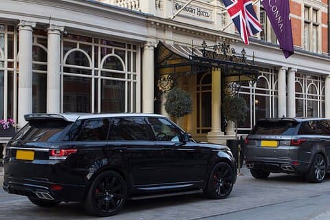 Private Chauffeured Luxury Range Rover at Your Disposal in London Full Day