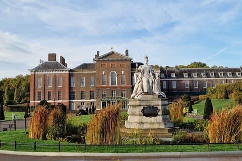 Royal Kensington Walking Tour