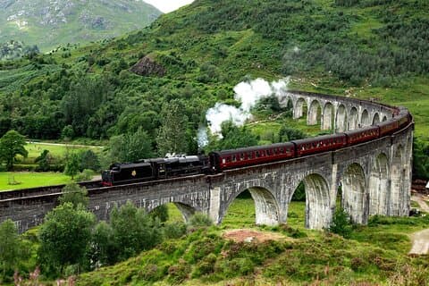 Glencoe & Glenfinnan Private Day Tour from Glasgow