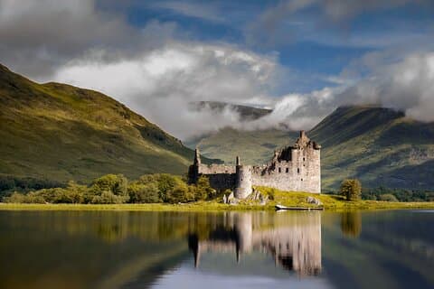 Edinburgh: West Highlands Privately Guided Day Tour in Luxury MPV