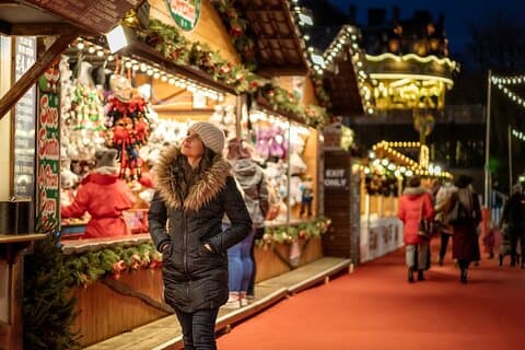 Edinburgh Holiday Food Tour: Donuts, Pastries, & Sweet Treats